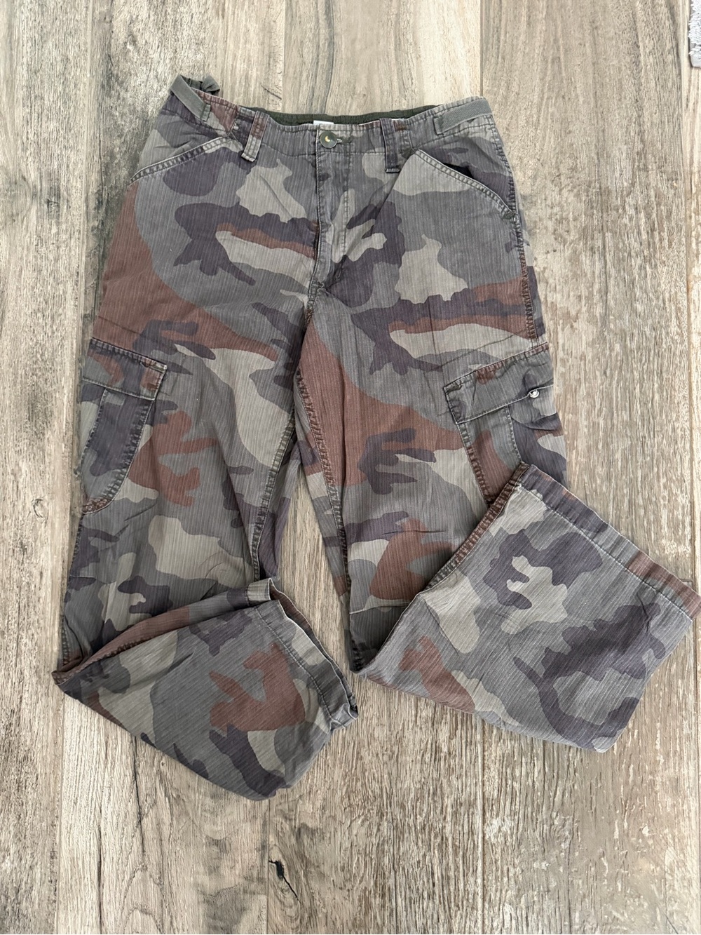 Men's Y2K 2005 Gap Camo Cargo Pants in Green/Brown 31X28